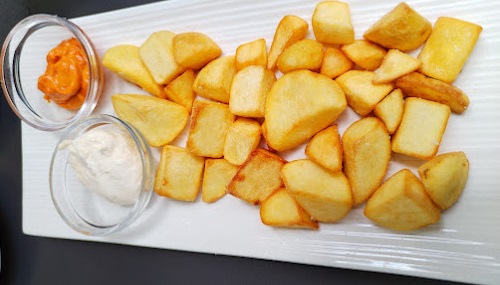 Patatas bravas